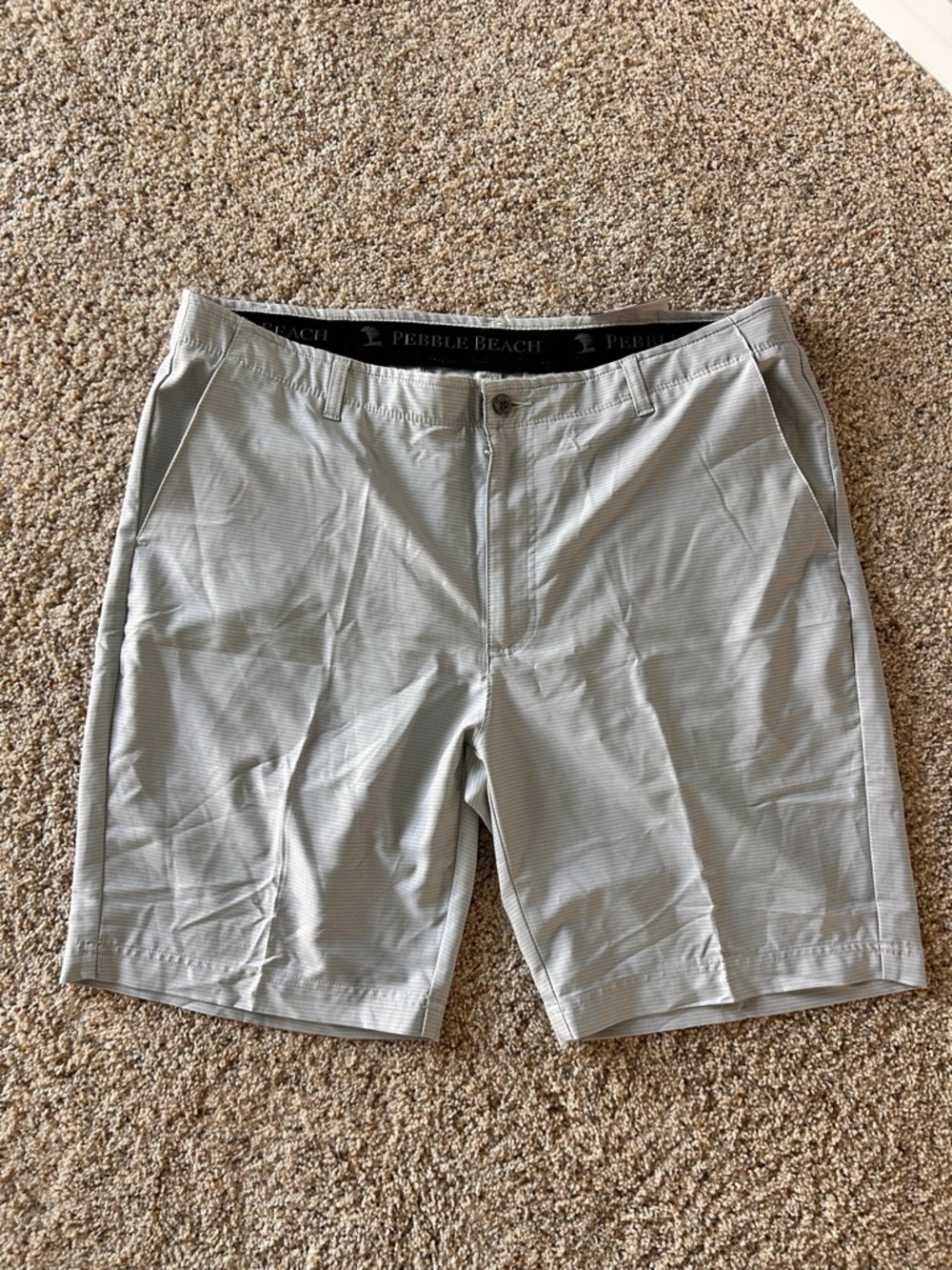 Pebble Beach Men's Light Gray Performance Flat Front Shorts